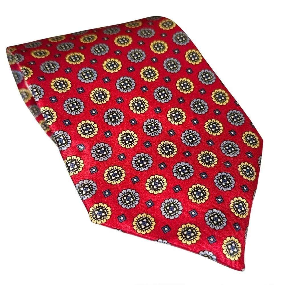 NWT Lands’ End Mens Tie Silk Red & Yellow Medallion Handsewn Satin 59x3.75” USA